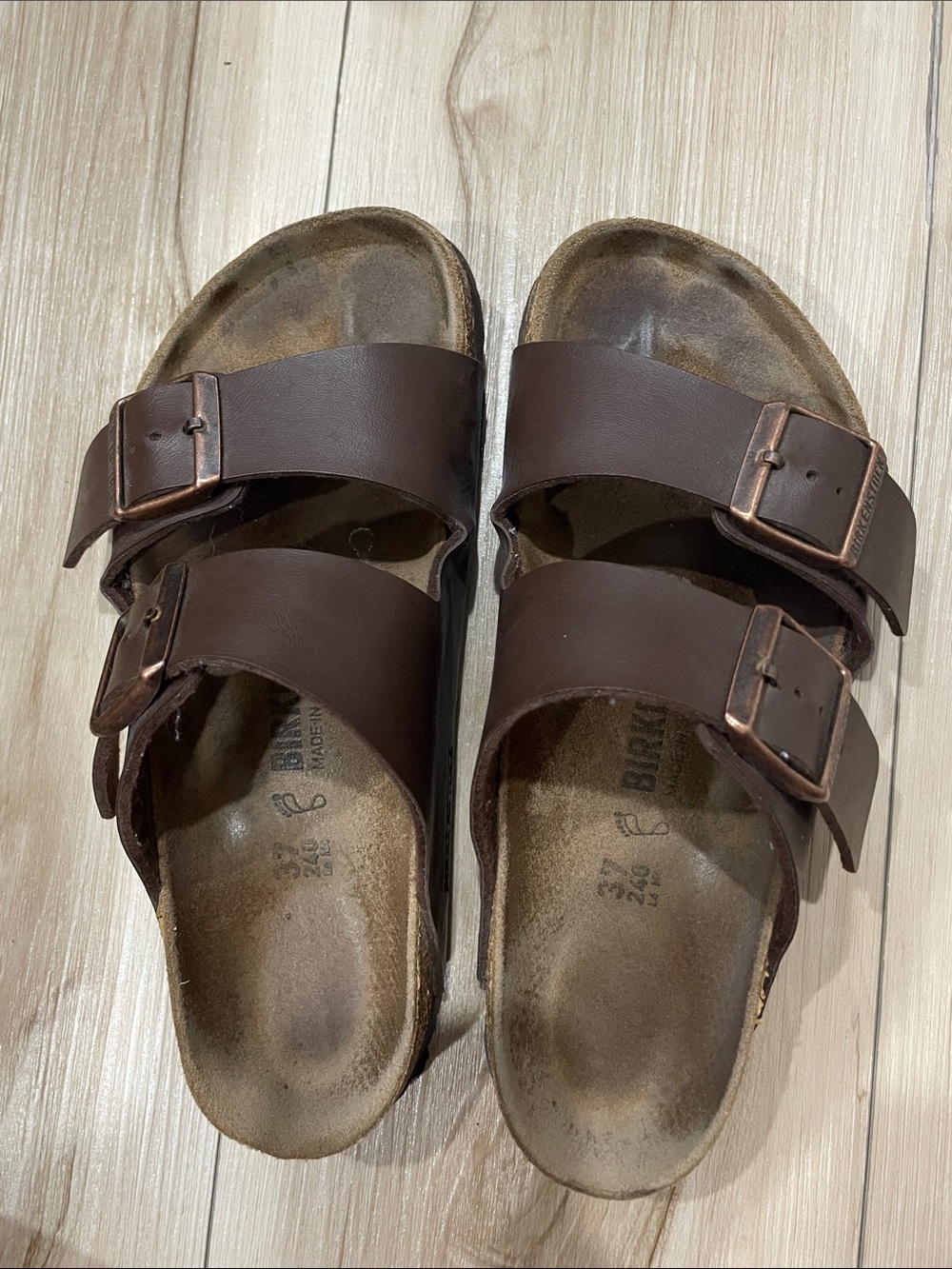 Women’s Arizona Birkenstocks EU37 Medium Width